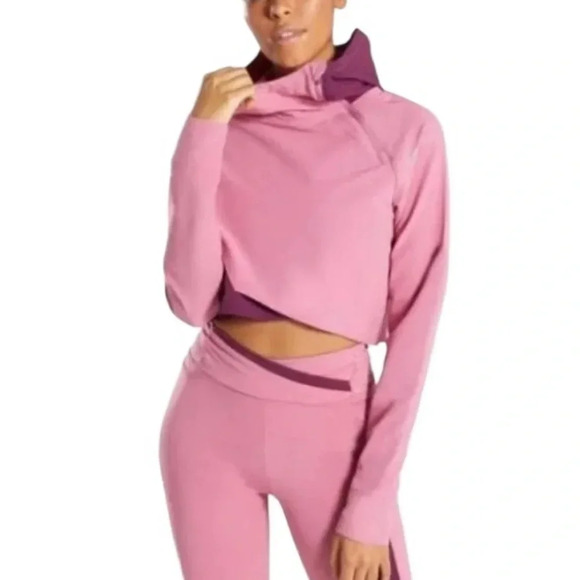 Gymshark Asymmetrical Performance Hoodie Dusty Pink Dark Ruby Colorblock Crop M - Picture 1 of 13